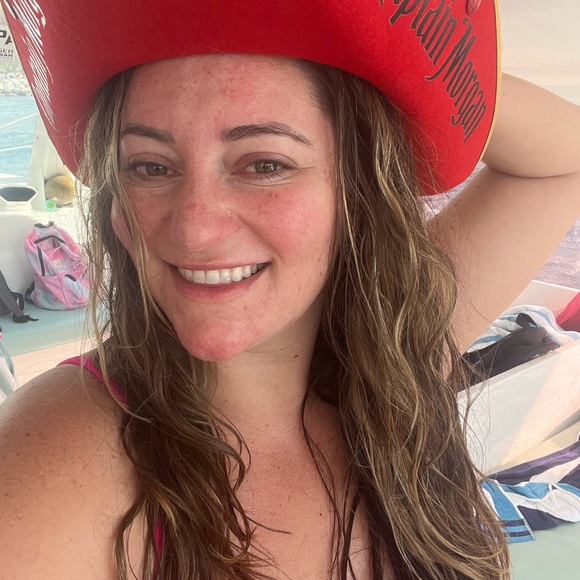 Meet your Posher, Catherine - Picture 2 of 3